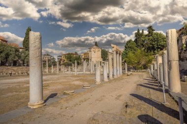Atina, Yunanistan, 3 Mayıs 2024: Atina, Yunanistan 'ın merkezinde antik Roma Agorası