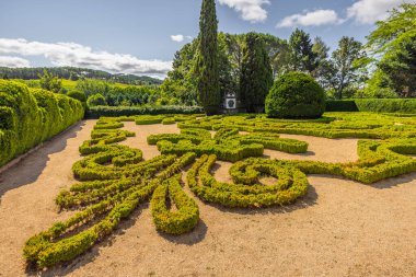 Vila Real, Portekiz 'deki ünlü Mateus şarap evi.