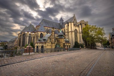 Gent - 5 Kasım 2022: Ortaçağ 'ın eski Gent kasabası, Belçika