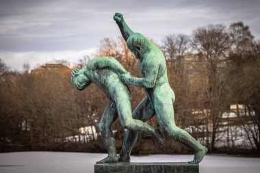 Oslo - 11 Şubat 2023: Oslo, Norveç 'teki ünlü Vigeland Park' taki heykeller