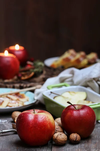 Red Apples Walnuts Table Christmas Eve Festive Decor — Stock Photo, Image