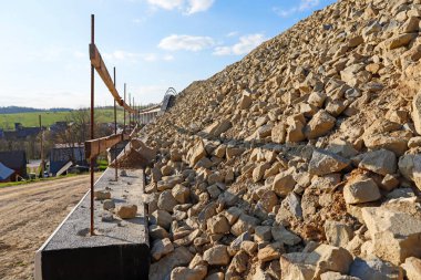 Polonya 'daki S7 rotasının yeni bir bölümünün inşaatı, Nowy Targ yakınlarında..