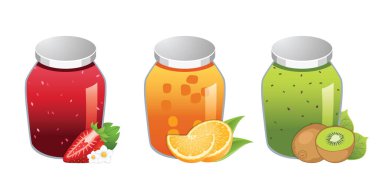 Beyaz arka planda izole edilmiş cam ve meyve reçelleri seti.