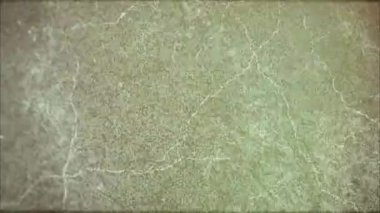 Klasik Grunge Kaos ve Hareket Görüntüleri