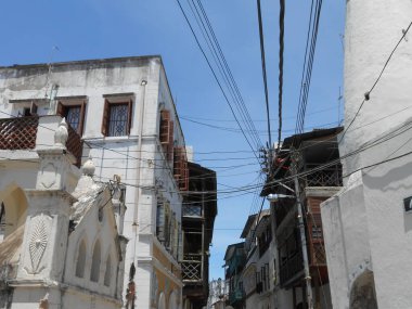 Eski uyuşturucu kalıntıları bina fotoğraflarını mahvediyor.