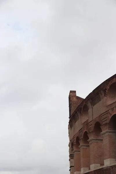 Ευρωπαϊκό Ρωμαϊκό Κολοσσαίο Ρώμη Ερείπιο Κτίριο — Φωτογραφία Αρχείου