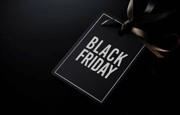 Kara Cuma fiyat etiketi teklif etti