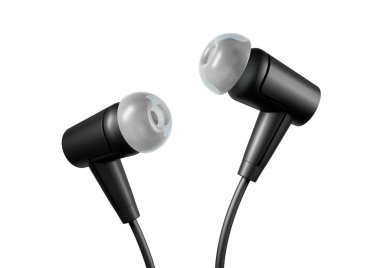 Beyaz arkaplanda siyah kablo kulaklık