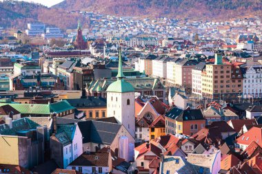 Bergen, Norveç. Şehrin mimarisi ve binaları