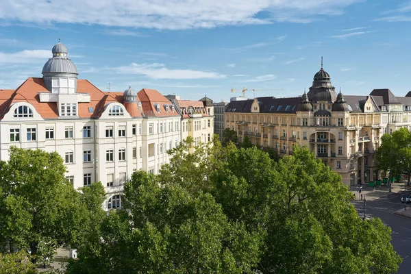 德国柏林 2022年9月9日 以柏林Kurfuerstendamm的Grnderzeit历史豪宅和商业建筑为形式的昂贵房地产 — 图库照片