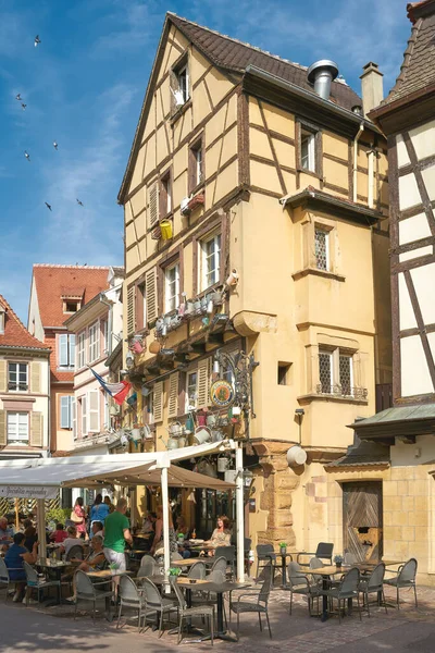 Colmar Frankreich August 2022 Restaurant Mit Touristen Aus Aller Welt — Stockfoto