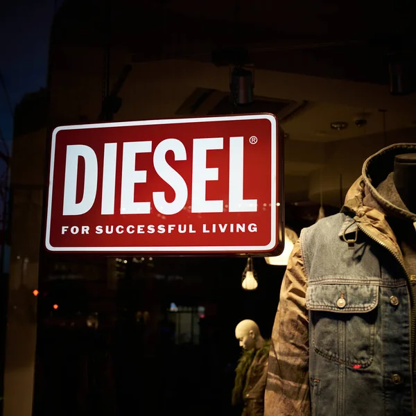 Berlin Allemagne Septembre 2022 Vitrine Devant Magasin Label Mode Diesel — Photo