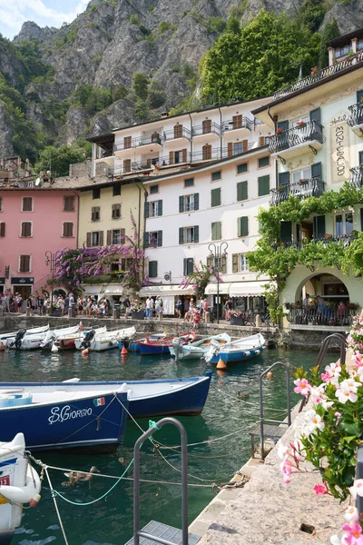 Přístav Romantického Města Limone Limone Sul Garda Jezeře Garda Itálii — Stock fotografie