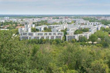 Kienberg 'den Berlin' deki Marzahn-Hellersdorf 'un yeşil ilçesine