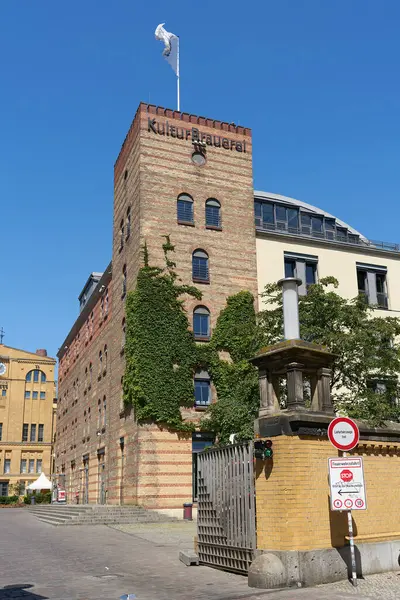 柏林Prenzlauer Berg区的Kulturbrauerei 前Schultheiss酿酒厂的热门活动场所和上市建筑 免版税图库照片