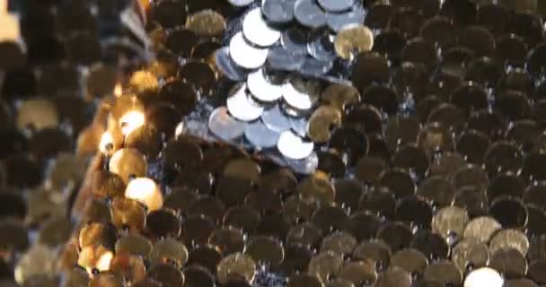 Glittering Shiny Scales Rotate Spins Shines Gold Silver Scales Shimmer — Vídeo de stock