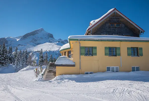 Εστιατόριο Σπίτι Στο Βουνό Kreuzeck Χιονοδρομικό Κέντρο Garmisch Partenkirchen Πάνω — Φωτογραφία Αρχείου