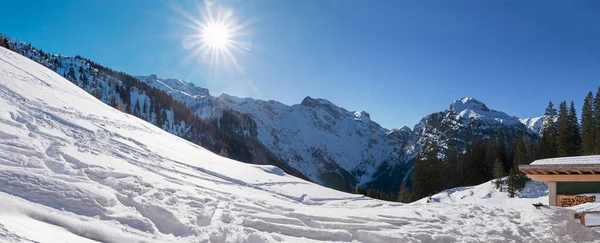 Sípálya Karwendel Pertisau Por Napsütés Téli Táj Tirol — Stock Fotó