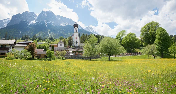 Turistický Areál Obergrainau Před Mokřadními Alpami Jarní Krajina Horní Bavorsko — Stock fotografie