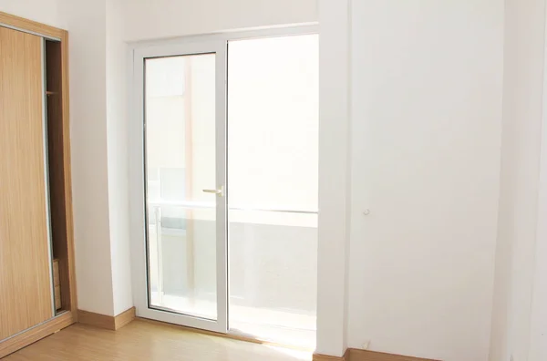 Design Interiores Apartamento Com Paredes Brancas Piso Castanho — Fotografia de Stock