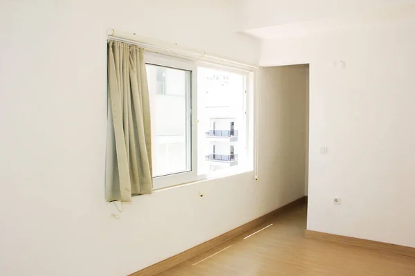 Design Interiores Apartamento Com Paredes Brancas Piso Castanho — Fotografia de Stock