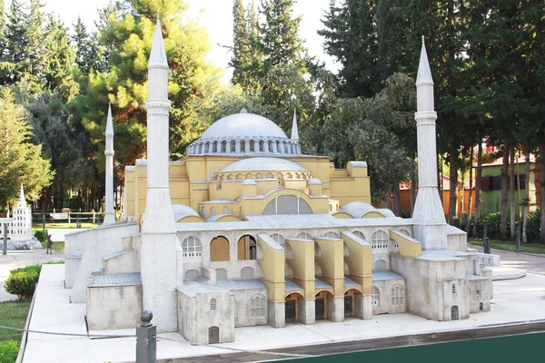 Antalya Turquia Outubro 2022 Layout Antigo Edifício Histórico Com Janelas — Fotografia de Stock