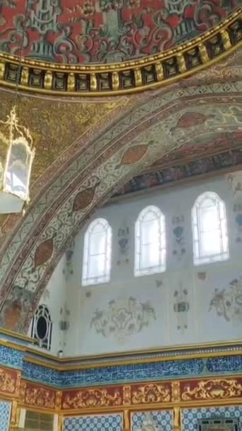 Antalya Turkiet Maj 2023 Innerväggarna Den Antika Moskén Med Traditionella — Stockvideo