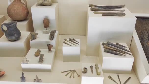 Antalya Turcja Lipca 2023 Pierwsze Starożytne Narzędzia Człowieka Prymitywnego Znalezione — Wideo stockowe