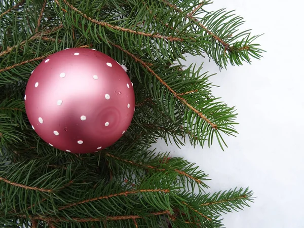 Weihnachtsbaum Mit Weihnachtsschmuck Hintergrundbild Urlaubsgrüße — Stockfoto