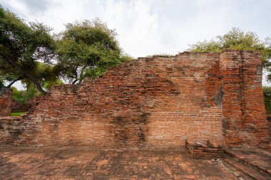 Tayland 'daki Ayutthaya tapınağının Wat Phra Si Santhe hava manzarası. Ayutthaya Tarihi Parkı UNESCO tarafından Dünya Mirası olarak kabul ediliyor.