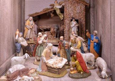 Arka planda Provencal tarzı Noel beşiği