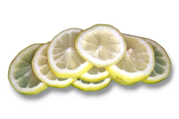 在白色背景上分离的柠檬片 — 图库照片
