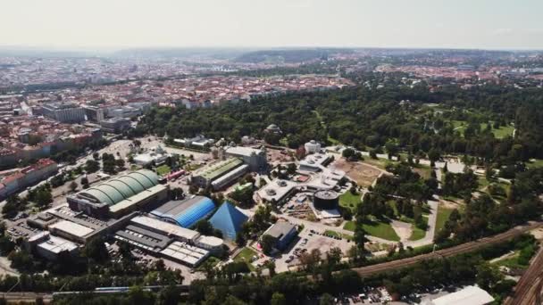 Parco Scientifico Praga Planetario Palazzetto Dello Sport Intrattenimento Treno Forestale — Video Stock