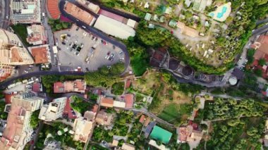 Sorento Gündoğumu İniş Su Tesisi İtalya 'nın Avrupa görüntülerini kanalize ediyor