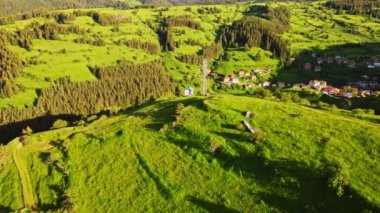 Sunset Yörüngesi Telekomünikasyon Çevresinde Yaşlanmış Anten Taşralı Bulgaristan Dronu