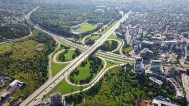 Modern Megapolis 'in Trafik Planlama Sınırı Sofya Bulgaristan Yeşil Çevreci İnsansız Hava Aracı