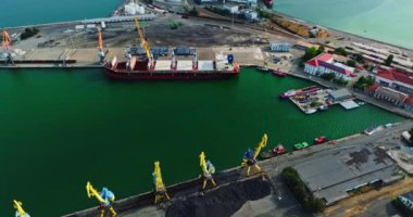 Kargo Gemisi Liman Denizi Taşımacılığına Yüklendi Rüzgarlı Gündoğumu Hava Aracı Drone