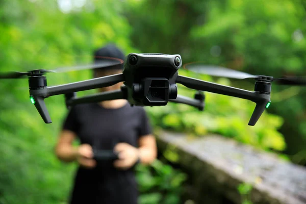 People Remote Control Flying Drone Summer Forest — Stockfoto