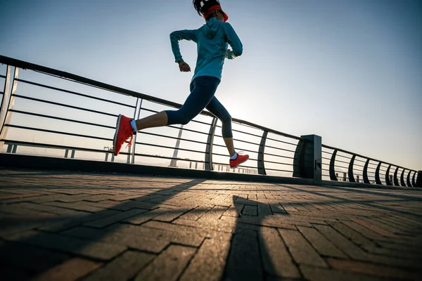 Fitness Woman Runner Running Seaside Bridge — Stock Photo, Image