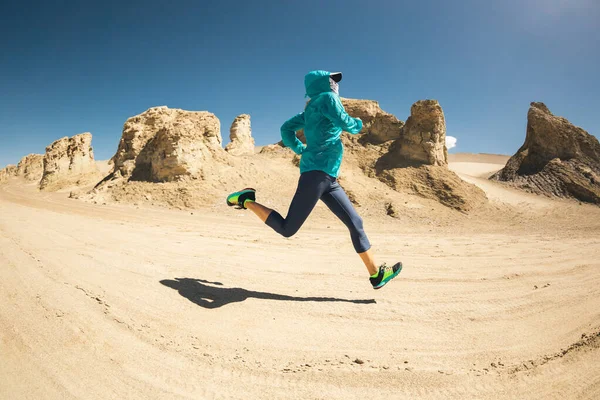 Fitness Nyomvonal Futó Futás Országszerte Futó Homok Sivatag — Stock Fotó