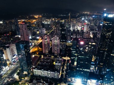 Shenzhen City, Çin 'de gece hava manzarası