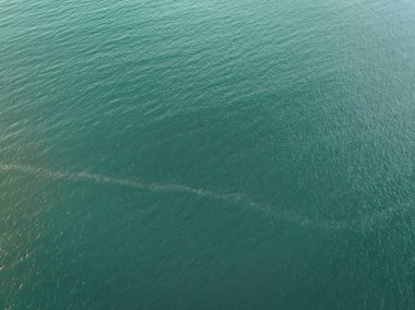 Sabahları deniz manzarası.