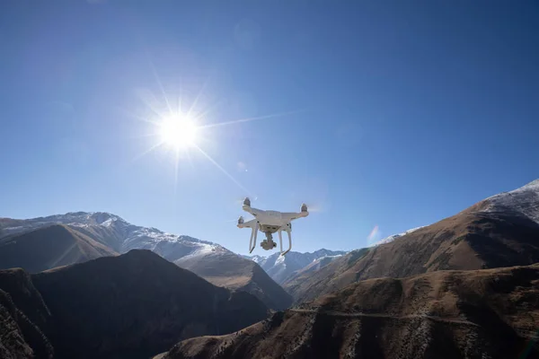Drone Volando Cielo Gran Altitud —  Fotos de Stock
