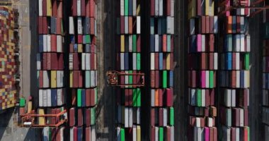 Shenzhen, Çin - 2022 Çemberi: Çin 'in Shenzhen kentindeki Yantian limanındaki hava manzarası