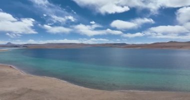 Dalgalı güzel okyanus manzarası