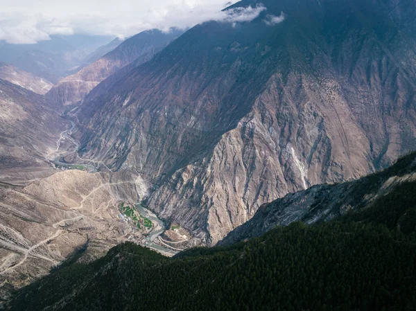 Αεροφωτογραφία Του Όμορφου Τοπίου Μεγάλο Υψόμετρο Στο Θιβέτ Κίνα — Φωτογραφία Αρχείου