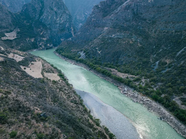 中国西藏美丽的高空风景的空中景观 — 图库照片