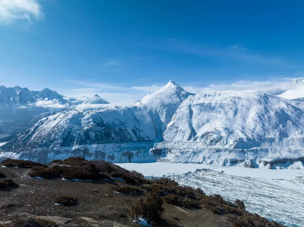 チベット 中国の氷河と雪の山 — ストック写真