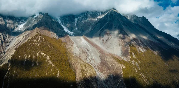 Vista Aérea Belas Montanhas Neve Alta Altitude Tibete China — Fotografia de Stock