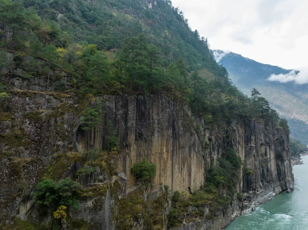 中国提贝美丽的森林山景空中景观 — 图库照片